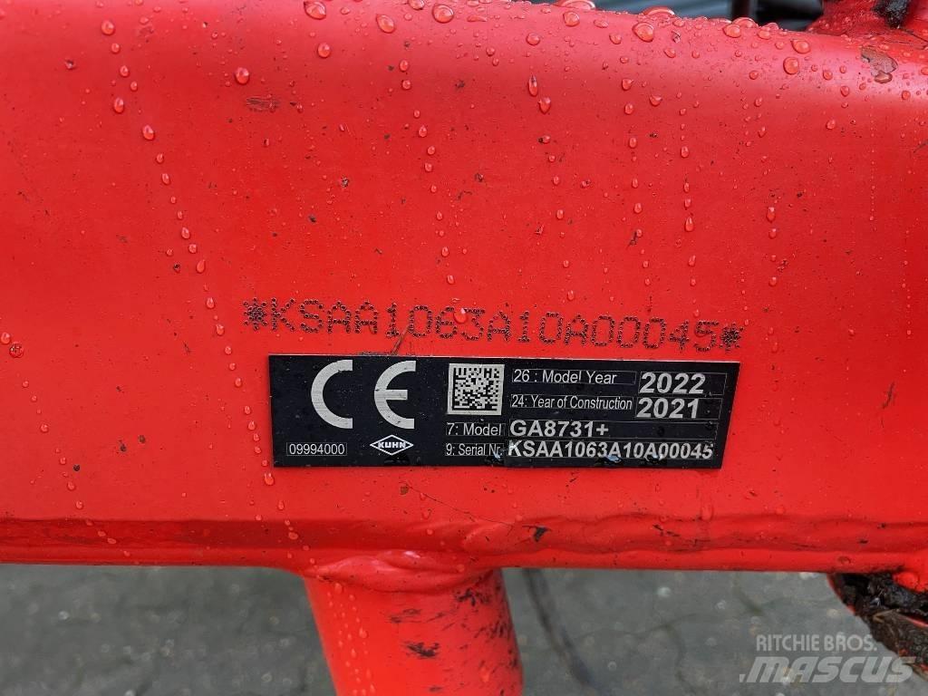Kuhn GA 8731 犁耙和摊草机
