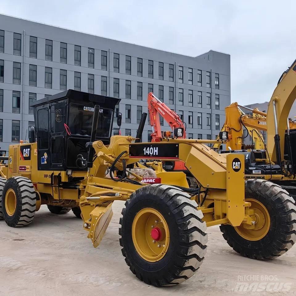 CAT 140 H 平地机/推土机