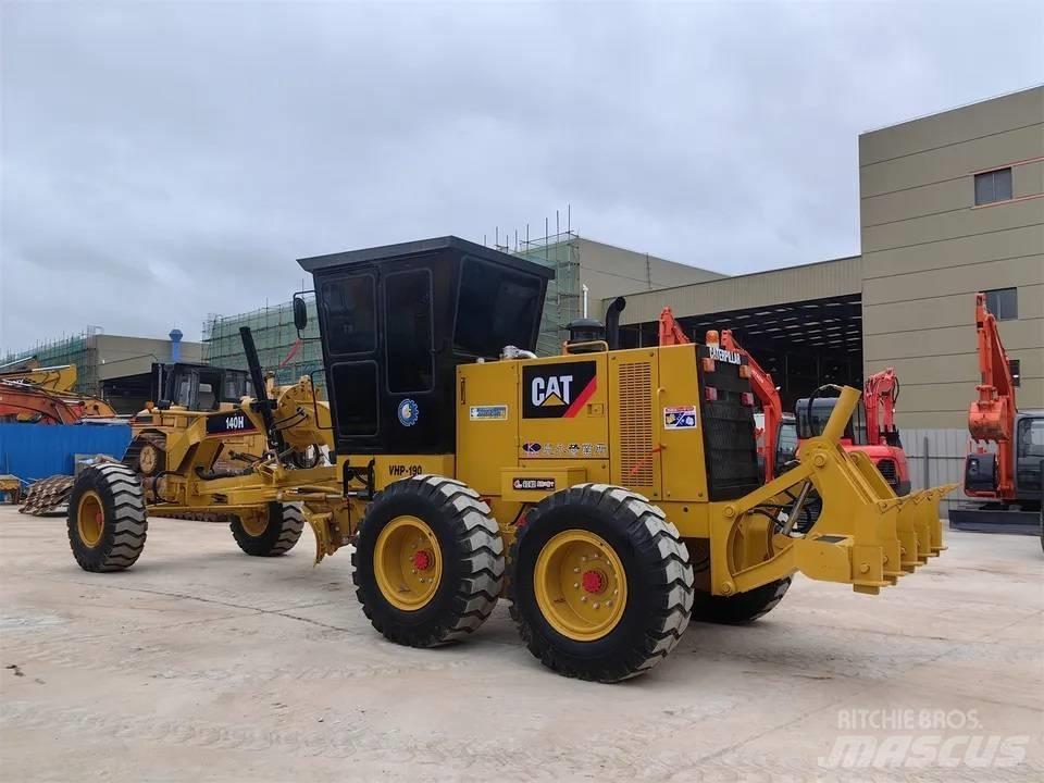 CAT 140 H 平地机/推土机