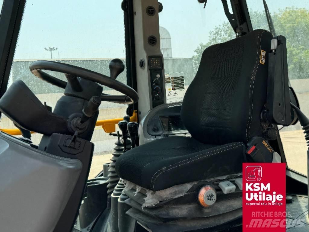 JCB 3 CX 反铲装载机
