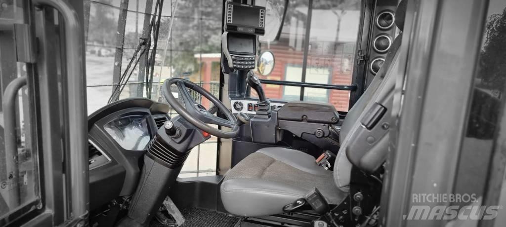 Hyundai HL 960 轮式装载机