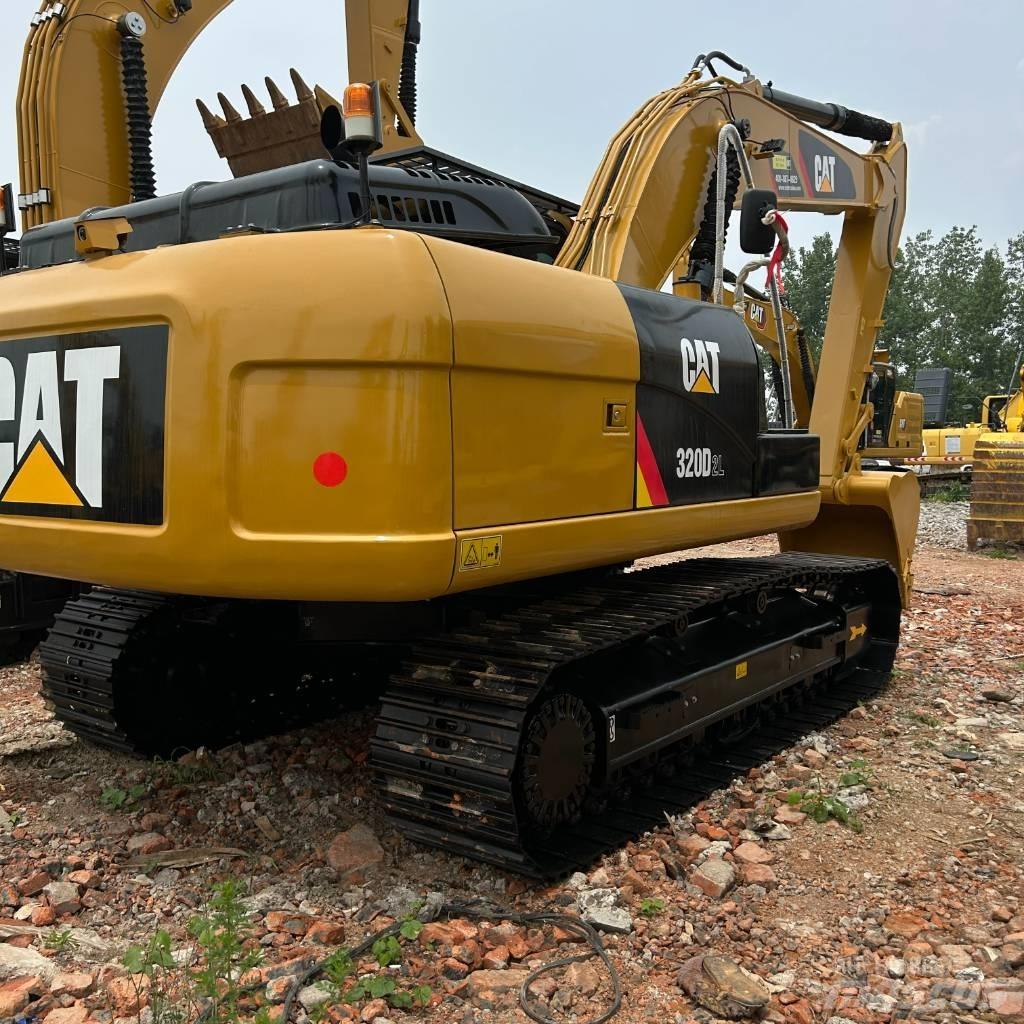 CAT 320D2L 履带挖掘机