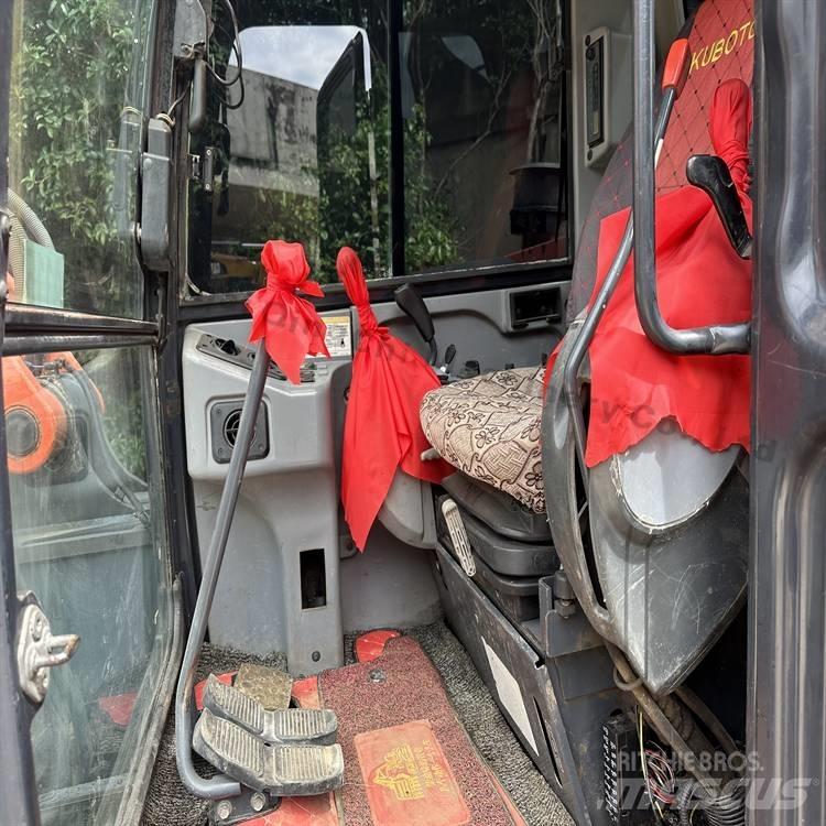 Kubota 183-3 履带挖掘机