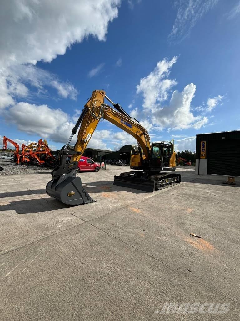 XCMG XE235ECR 履带挖掘机