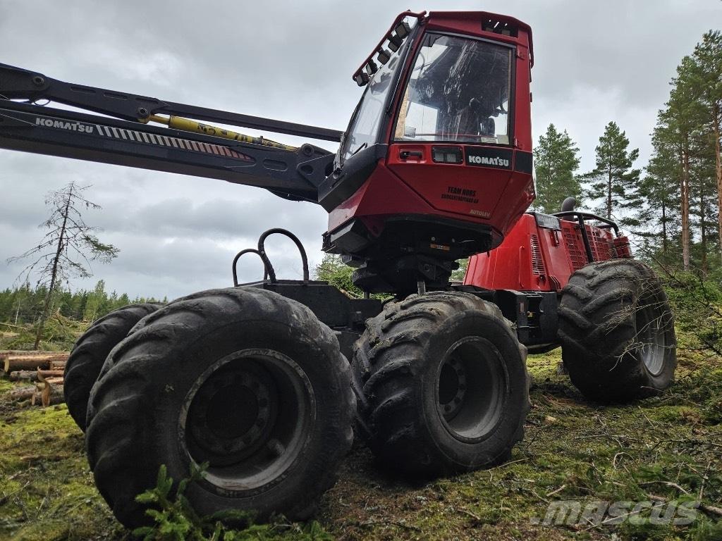 Komatsu 911.5 收割机