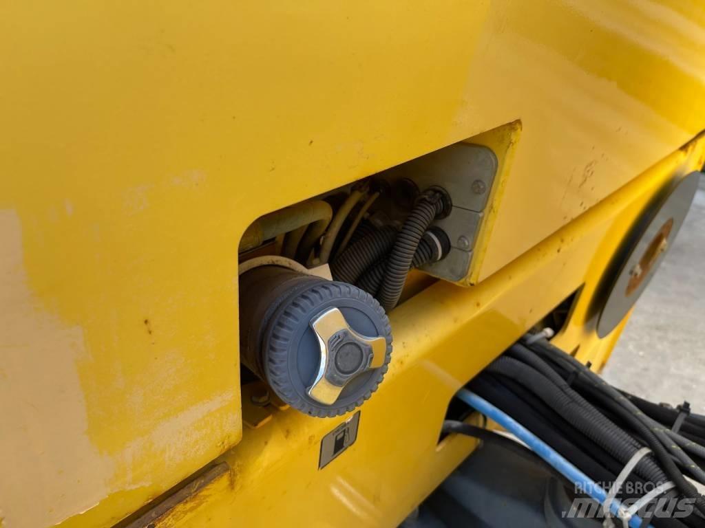 Bomag BW 151 AD-2 双轮压路机
