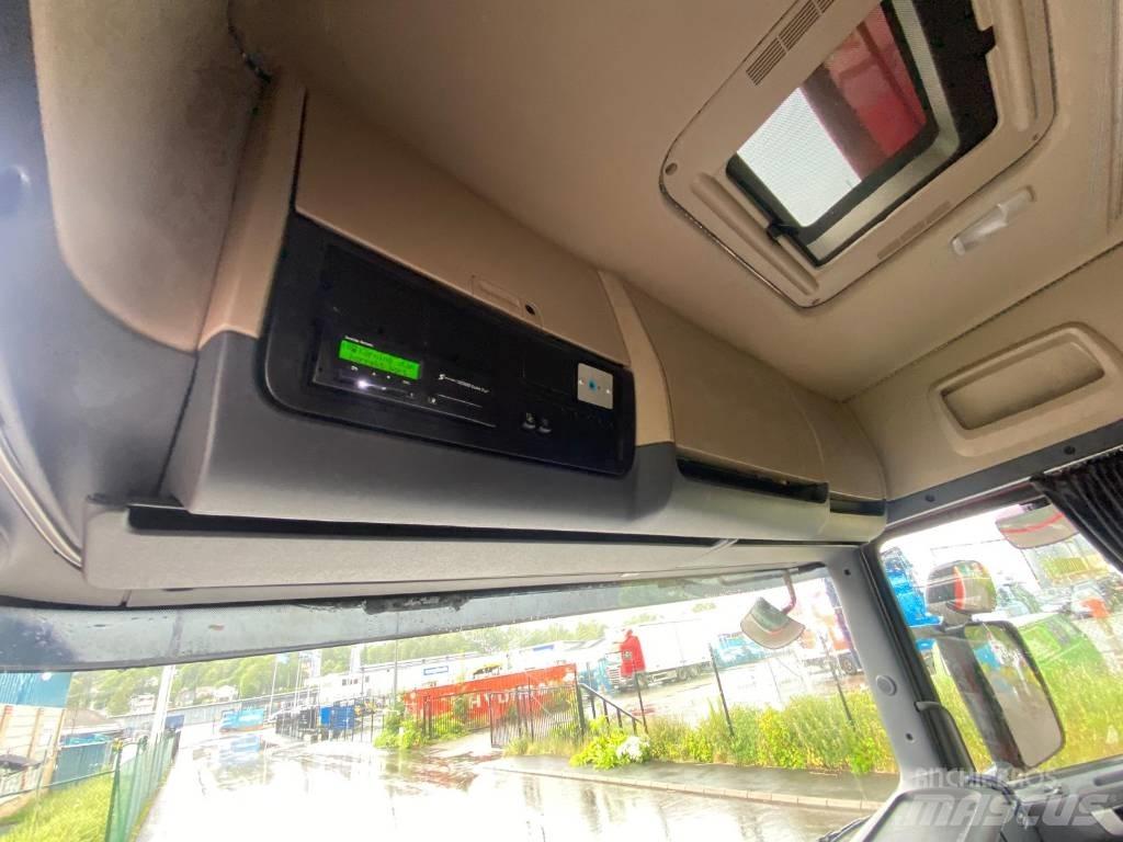 Scania R 490 LB 厢式货车