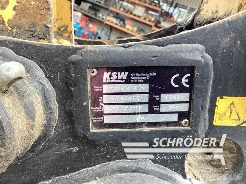 CAT 305.5 ECR 轮式挖掘机