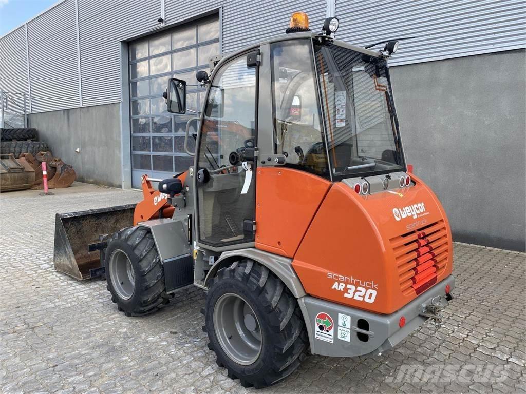 Weycor AR320 Cab 多功能装载机