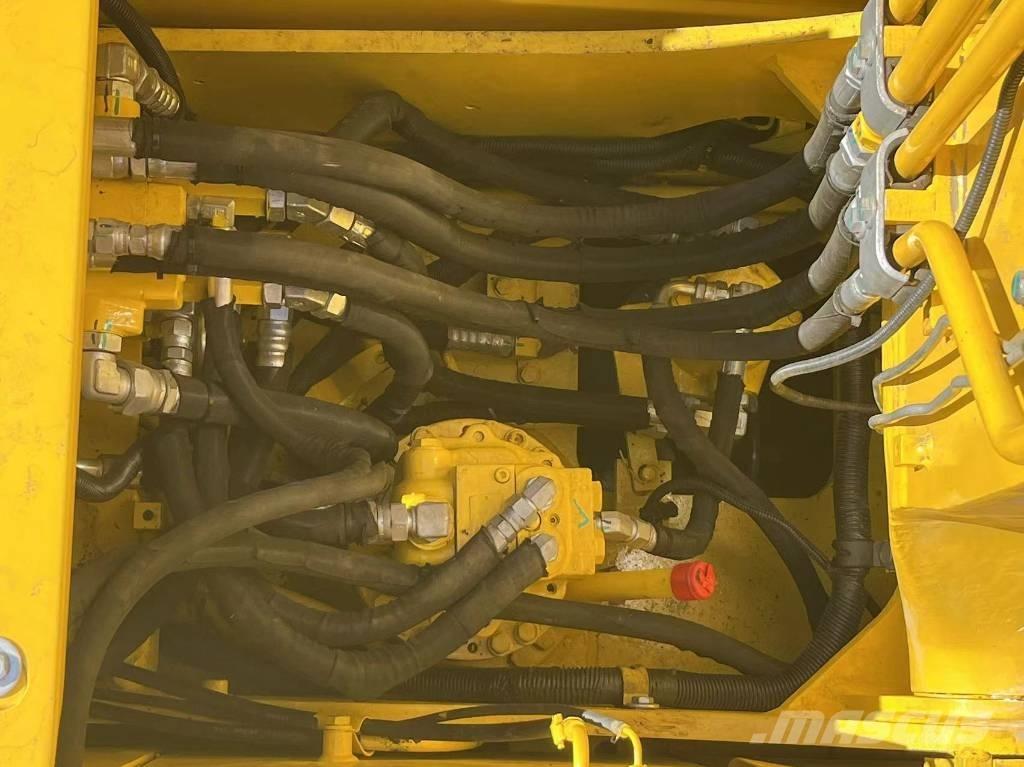 Komatsu PC 130 履带挖掘机