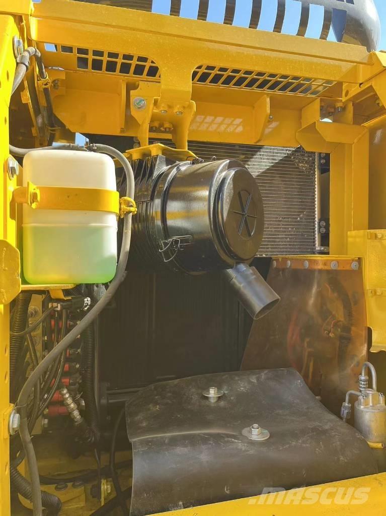 Komatsu PC 130 履带挖掘机