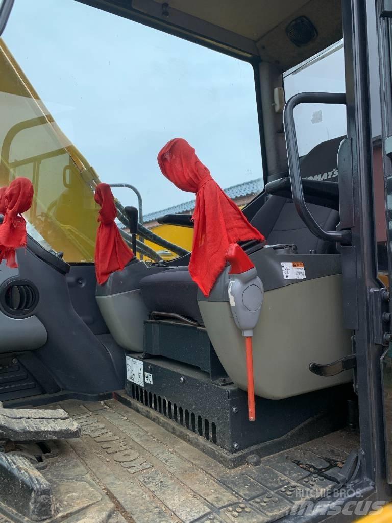 Komatsu PC 70 中型挖掘机