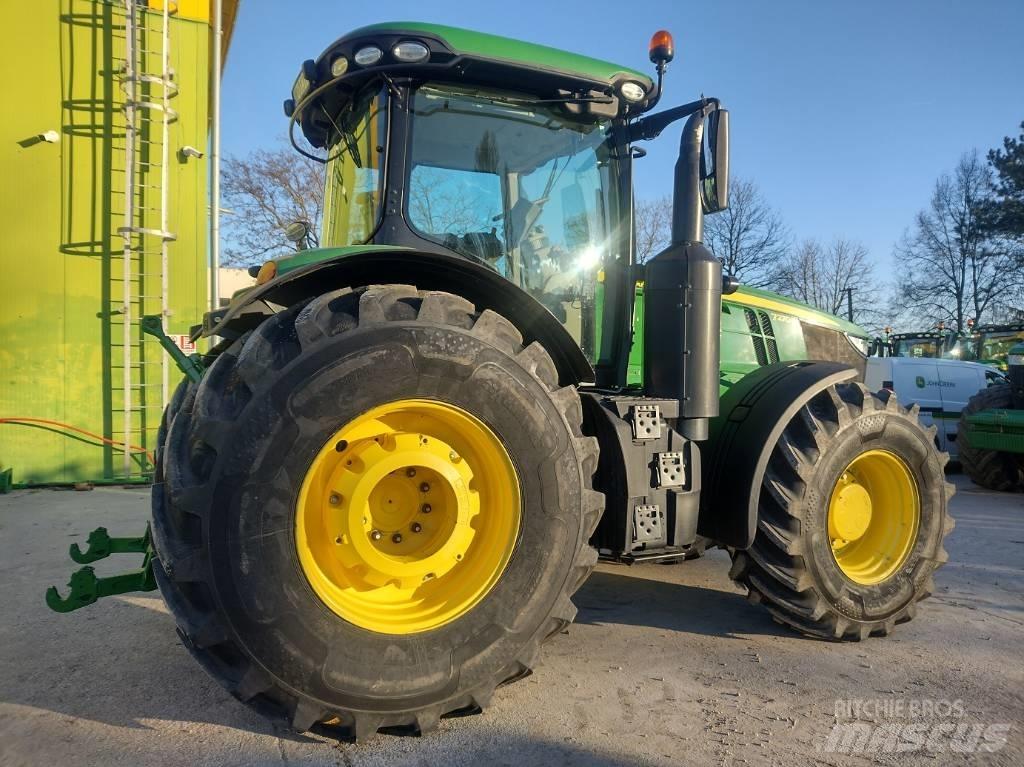 John Deere 7270 R 拖拉机/农用车