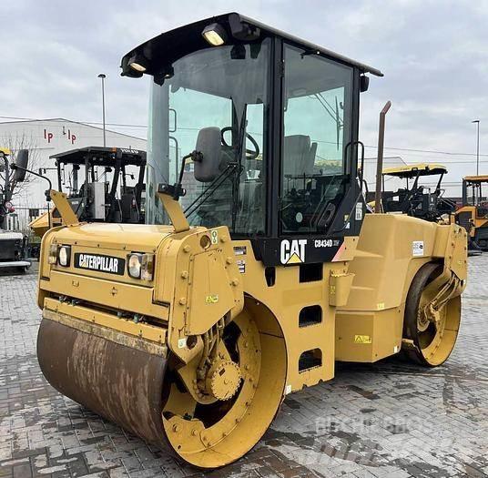 CAT CB 434D XW 双轮压路机