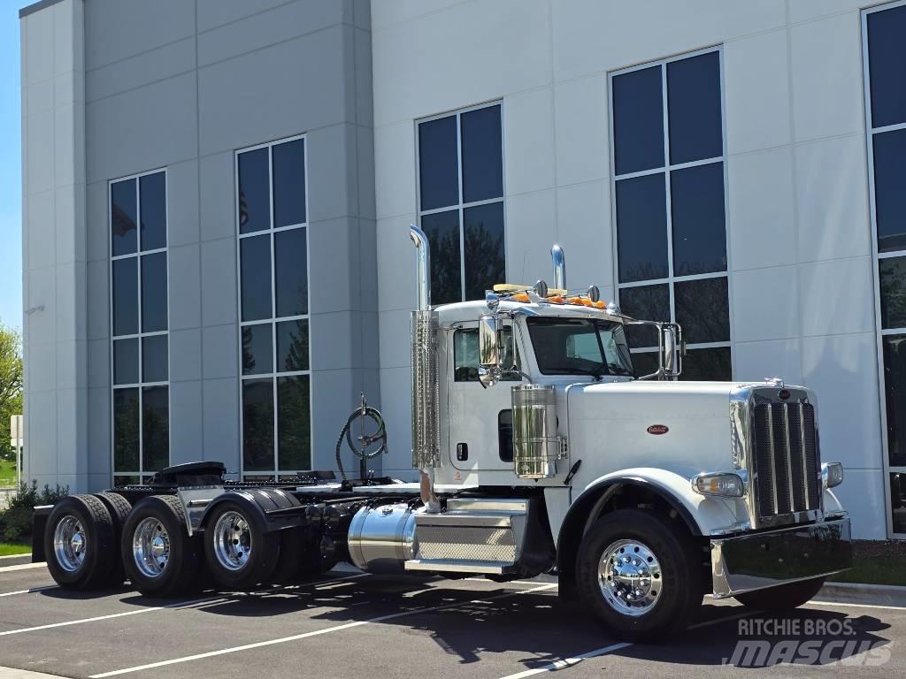 Peterbilt 389 牵引车