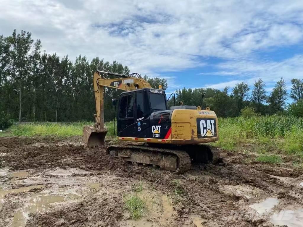 CAT 312D 中型挖掘机