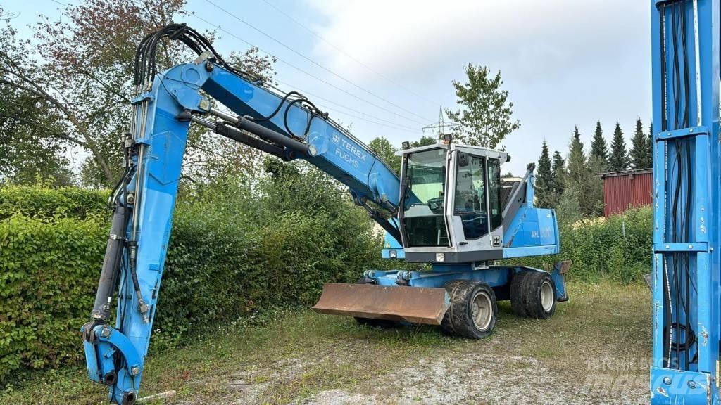 Terex MHL 320 工业挖掘机