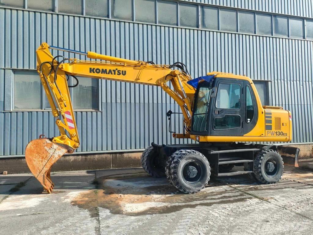 Komatsu PW 130ES-6K 轮式挖掘机