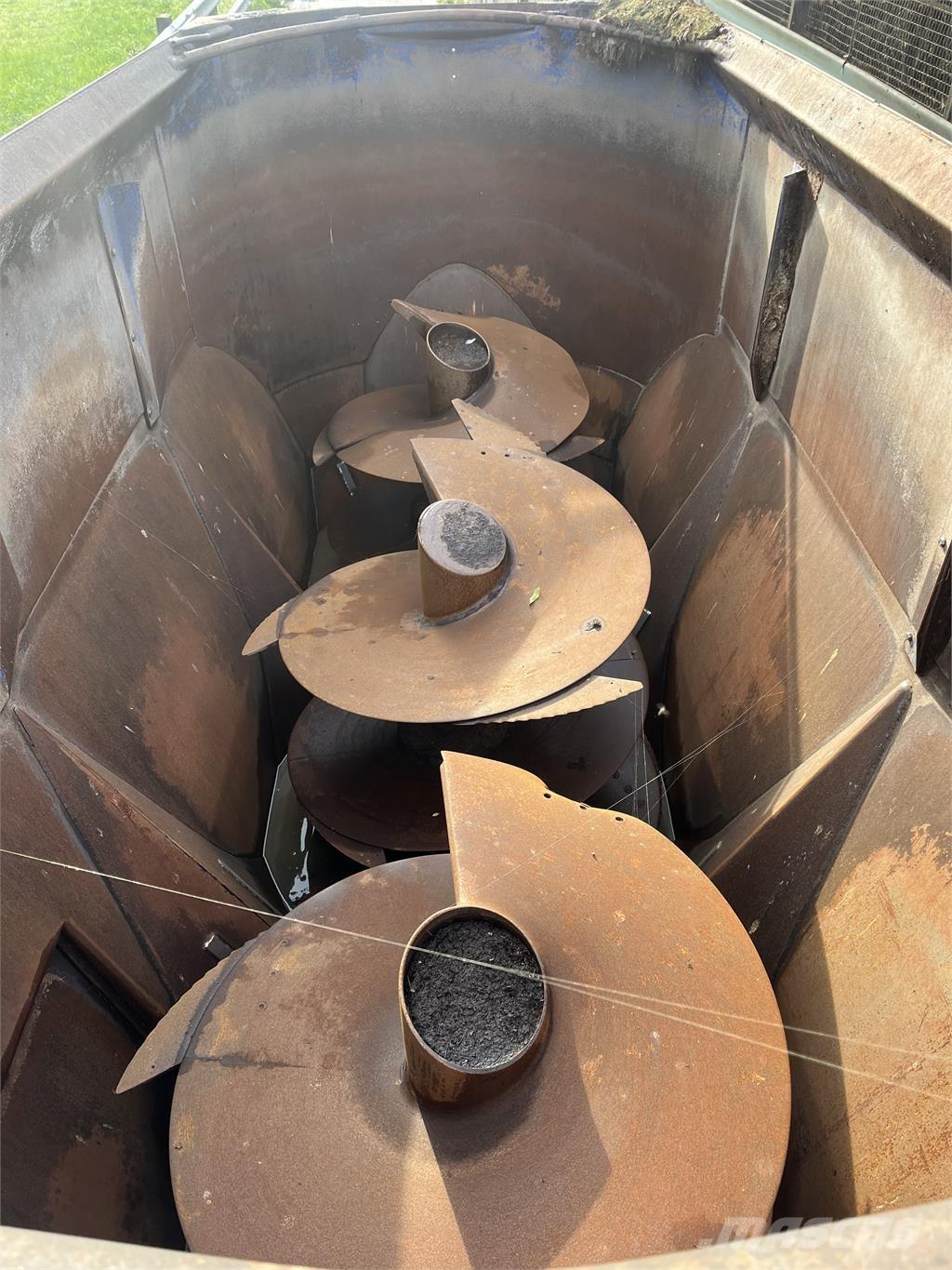  Europcomp Dualmix 饲料加工设备