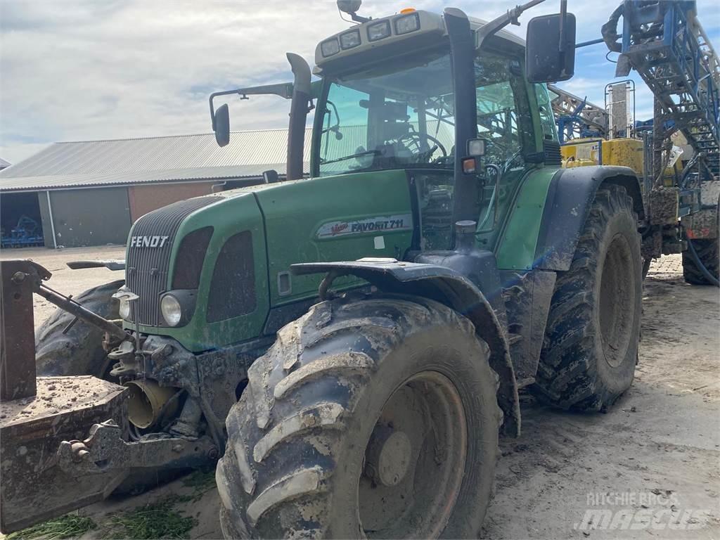 Fendt 711 拖拉机/农用车