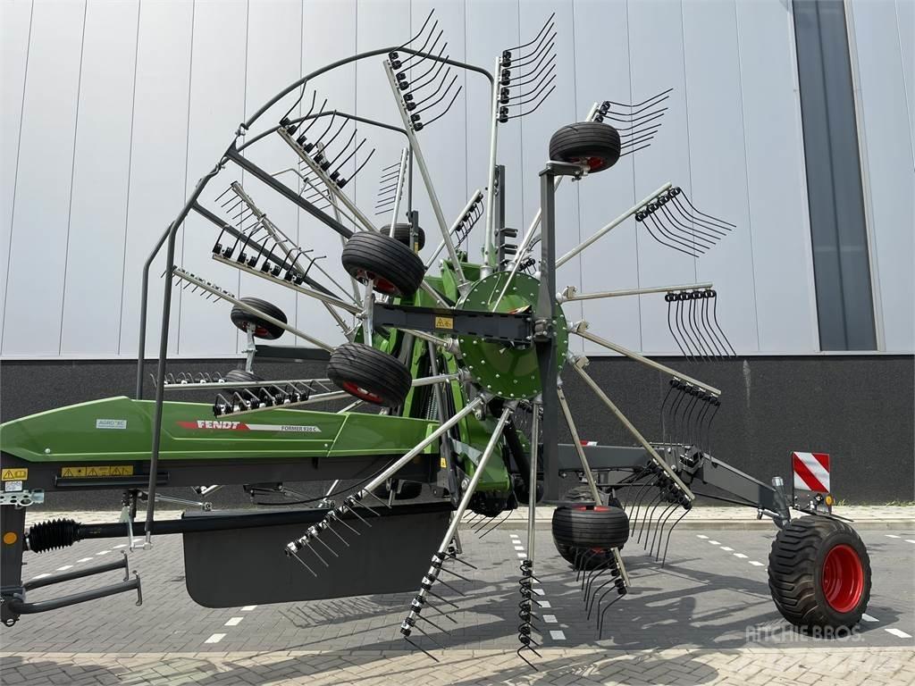 Fendt Former 920c 犁耙和摊草机