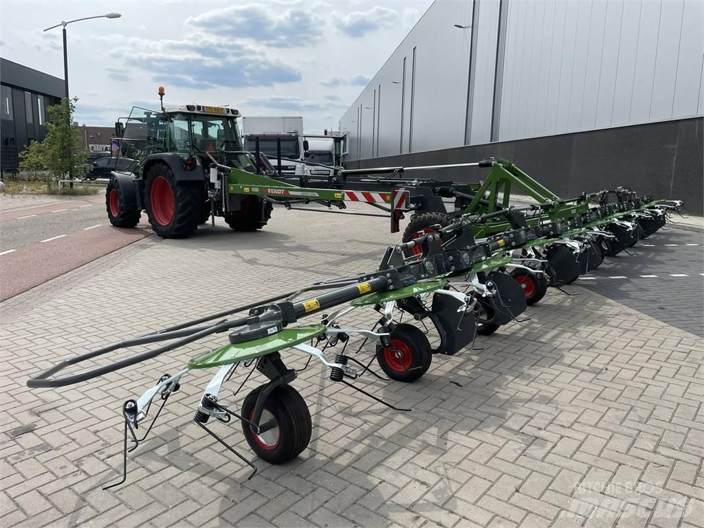 Fendt Lotus 1250 犁耙和摊草机