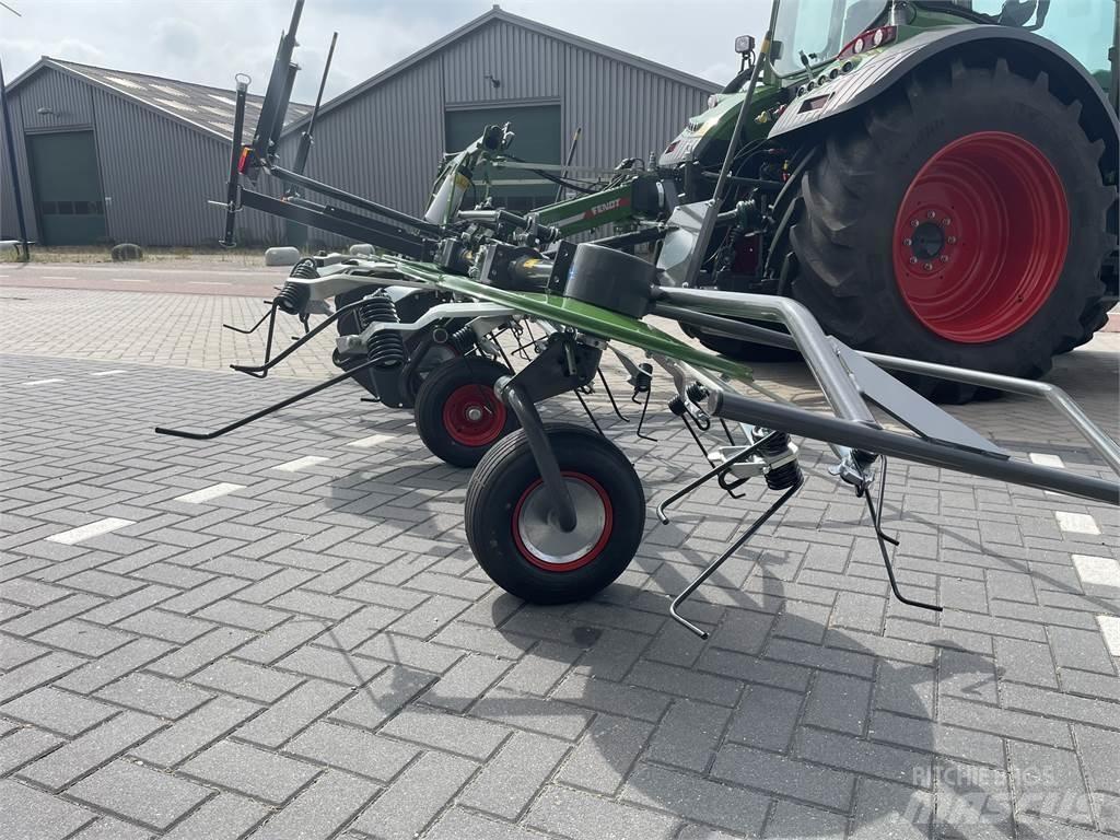 Fendt Lotus 770 犁耙和摊草机