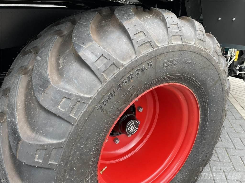 Fendt Tigo 60 PR 自动装载拖车