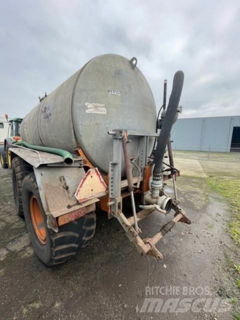Jako 10000 水肥车