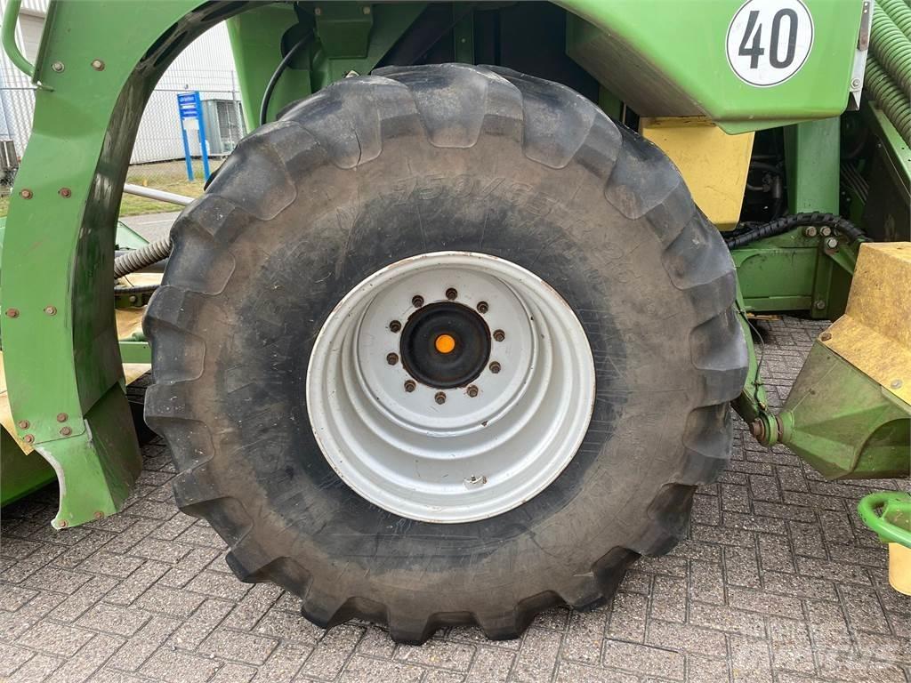 Krone Big M 420 割草机