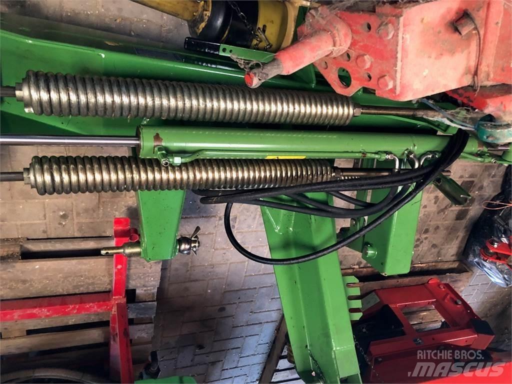 Krone EC 320 CV Q 割草机