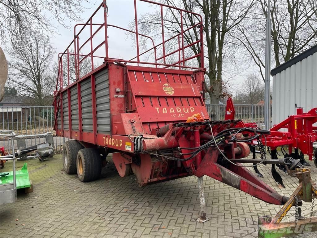 Taarup 1030 自动装载拖车