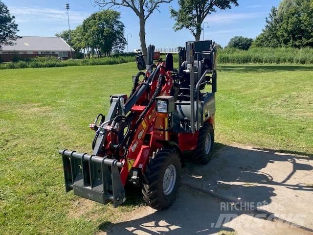 Weidemann 1140 前装载和挖掘机