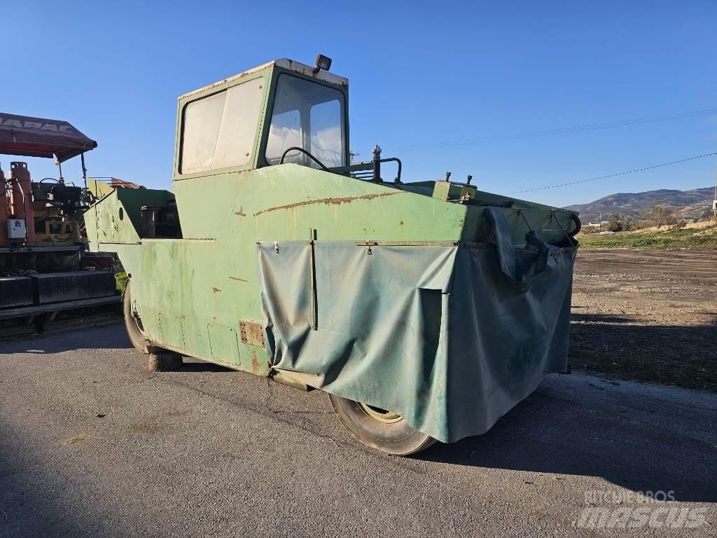 Corinsa 12/22 土壤压实机