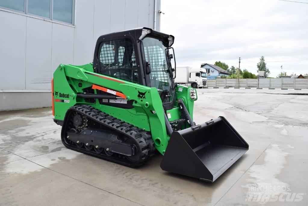 Bobcat T 550 滑移装载机