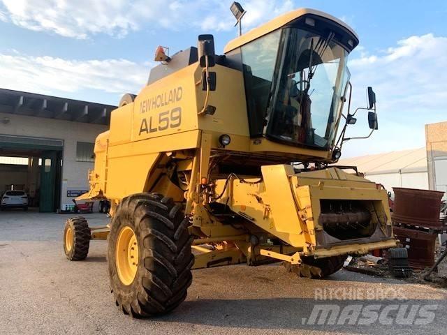 New Holland AL 59 联合收割机