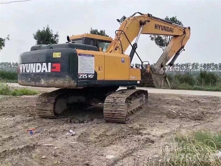 Hyundai R215VS 轮式挖掘机