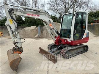 Takeuchi TB235 小型挖掘机