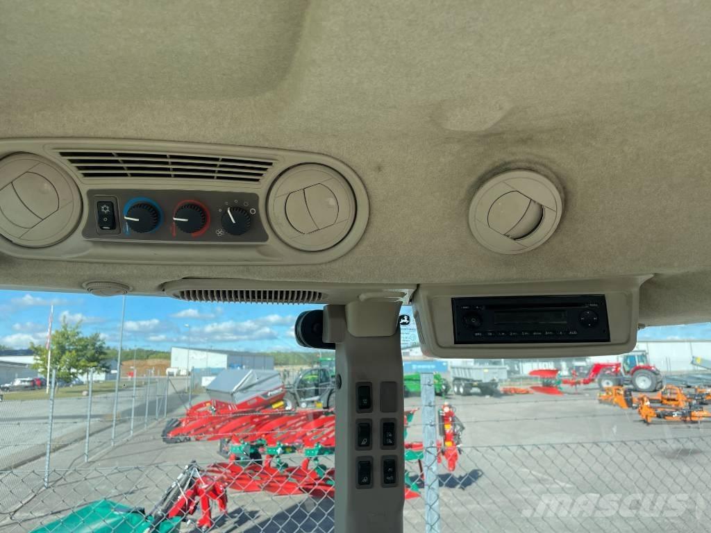 John Deere 6105 MC 拖拉机/农用车