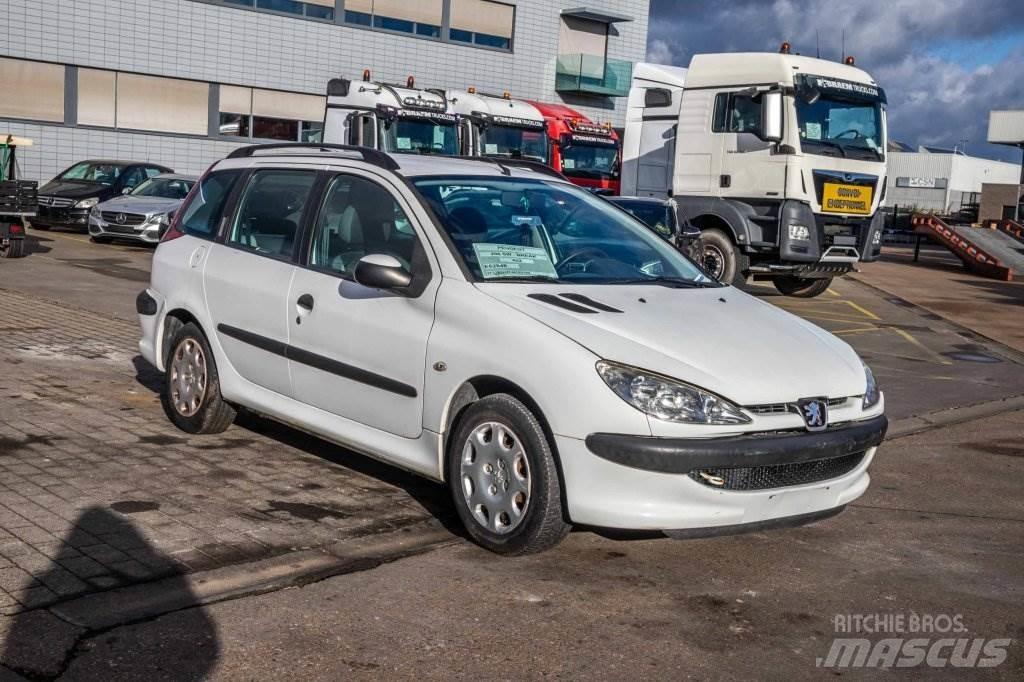 Peugeot 206 SW 汽车
