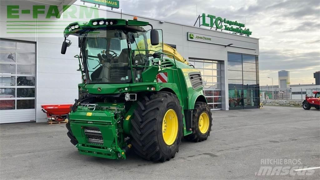 John Deere 8500i 自走式青贮饲料收割机