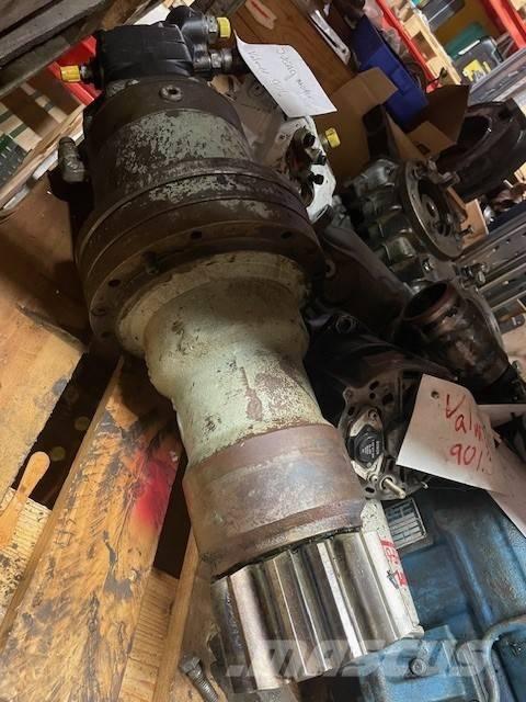 Valmet 901 发动机