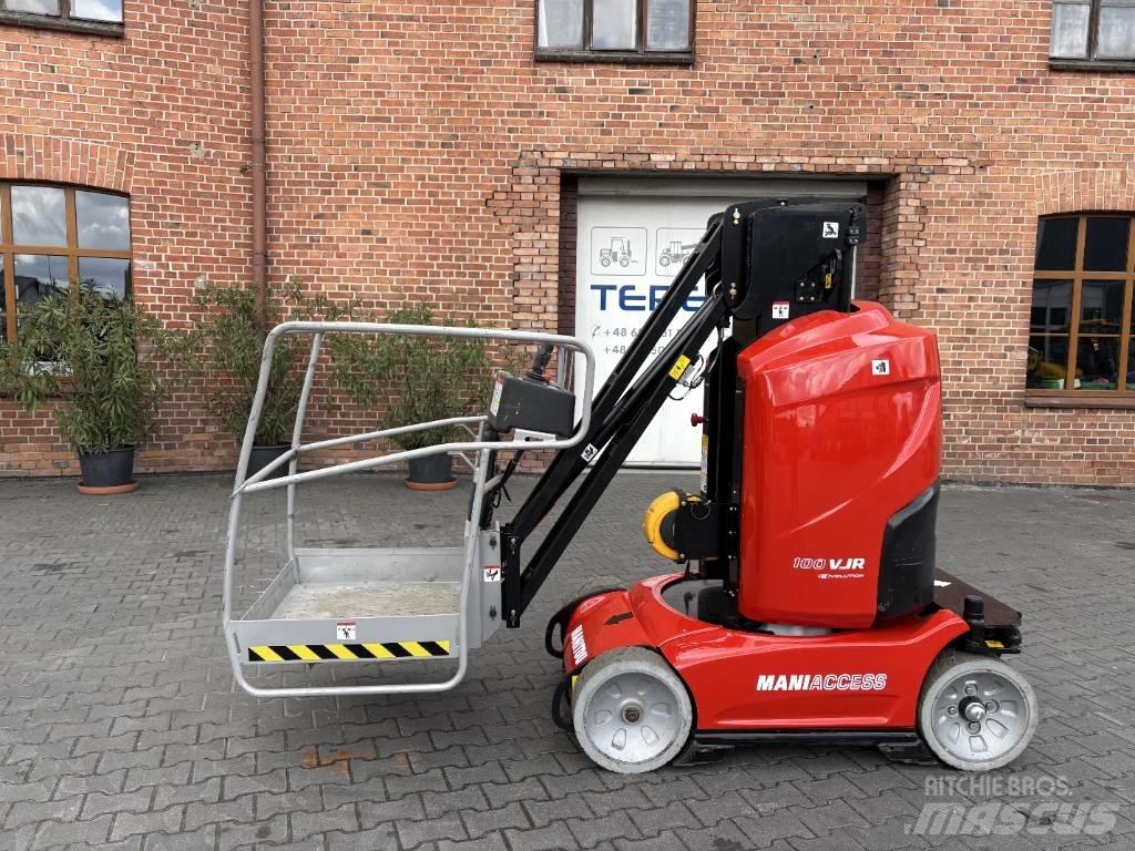 Manitou 100 VJR 客货电梯