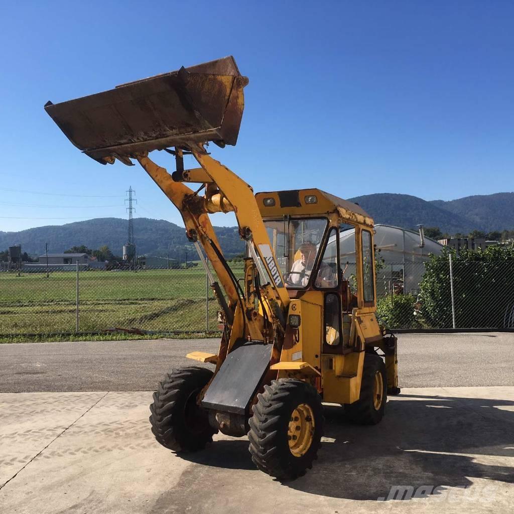 Kubota R400 反铲装载机