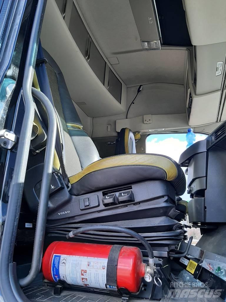 Volvo FH 16 木材运输车