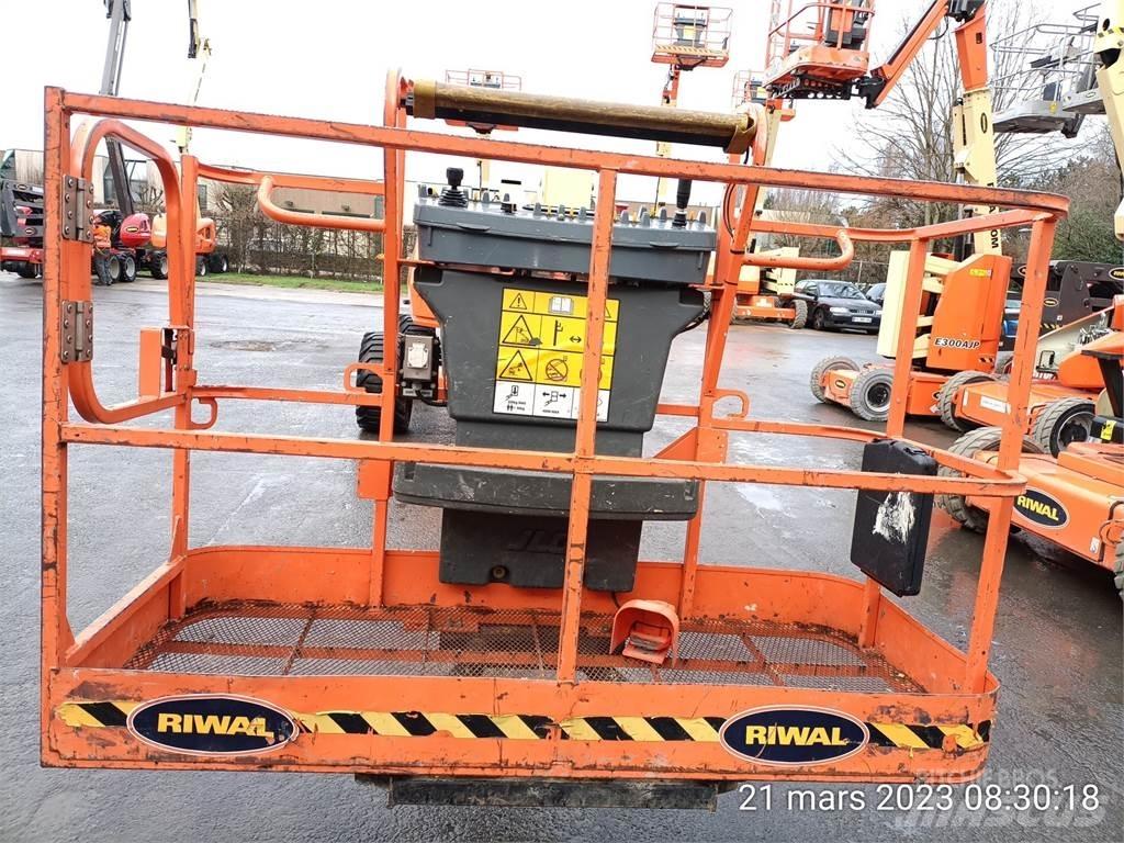 JLG 520AJ 曲臂高空工作平台