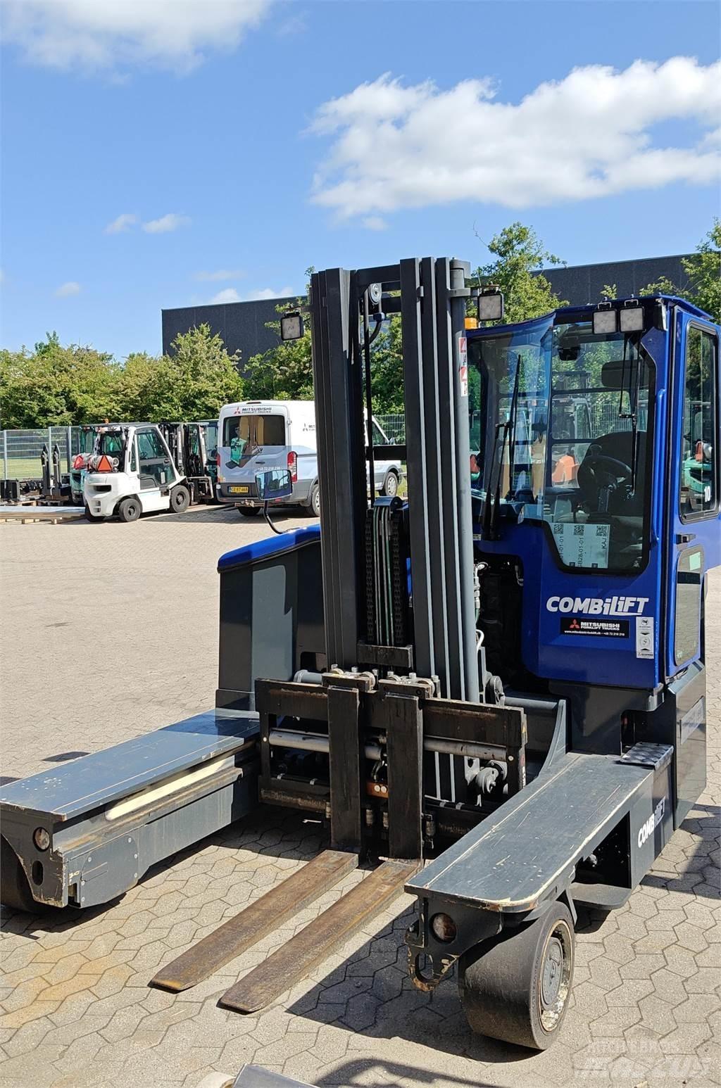 Combilift C4500E 四轮前移式叉车