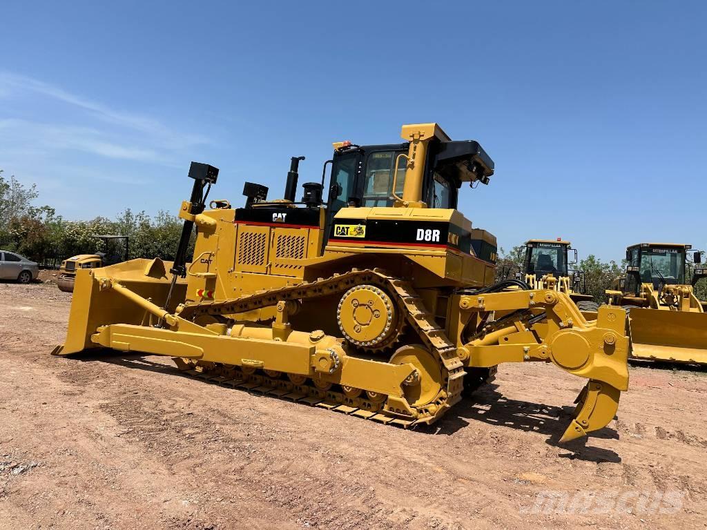 CAT D8R 履带式推土机