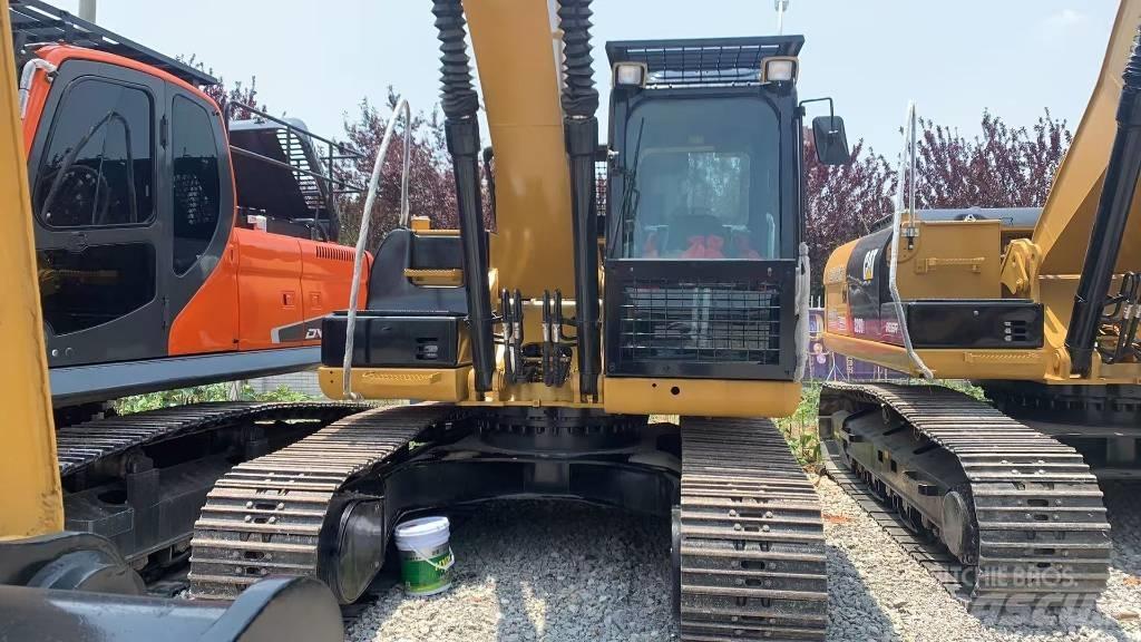 CAT 320 履带挖掘机
