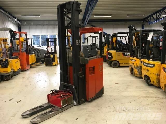 BT SRE 160 行走式堆垛机